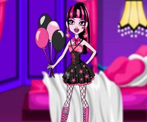 Hra: Delicate Dracula Dress Up
